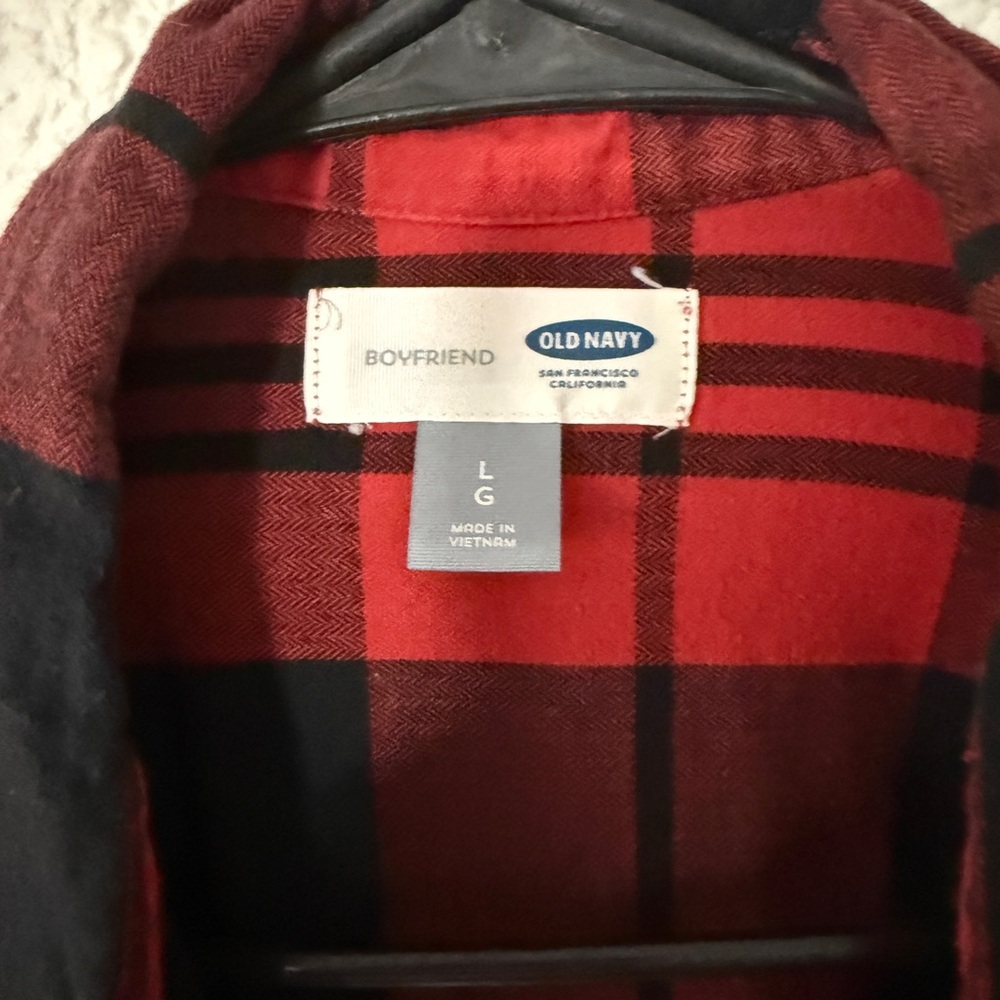 Old Navy Red and Black Checkered Shirt - Picture 3 of 5